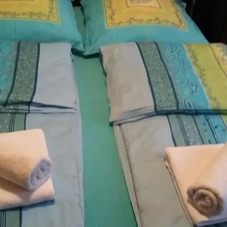 Srebrenica Osat Guest Home アパート